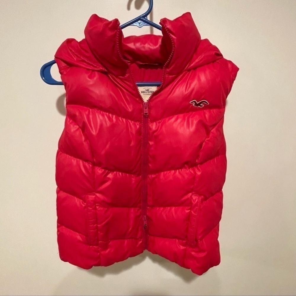 Hollister Pink Puffer Vest